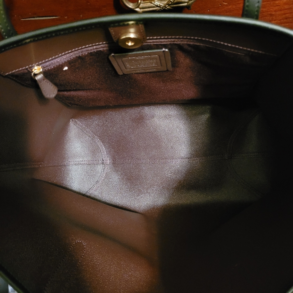 Authentic Coach set - Picture 3 of 6